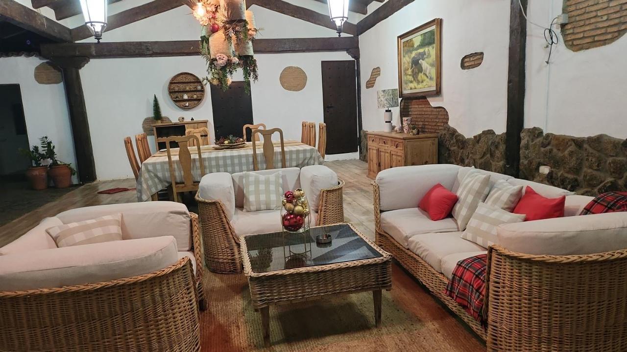 Casa Rural El Canto Del Agua マルパルティダ・デ・プラセンシア エクステリア 写真